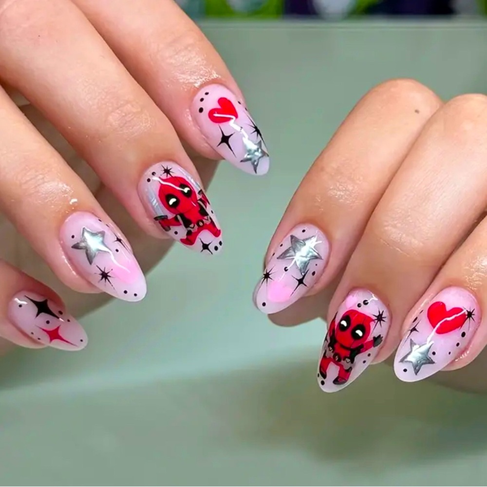 🍒🍒 DeadPool Theme Press On Nails